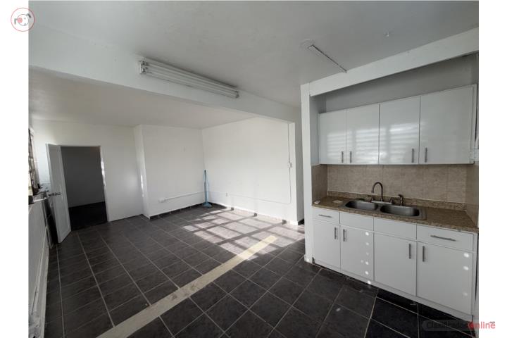 SE ALQUILA APTO DE UNA HABITACIÓN