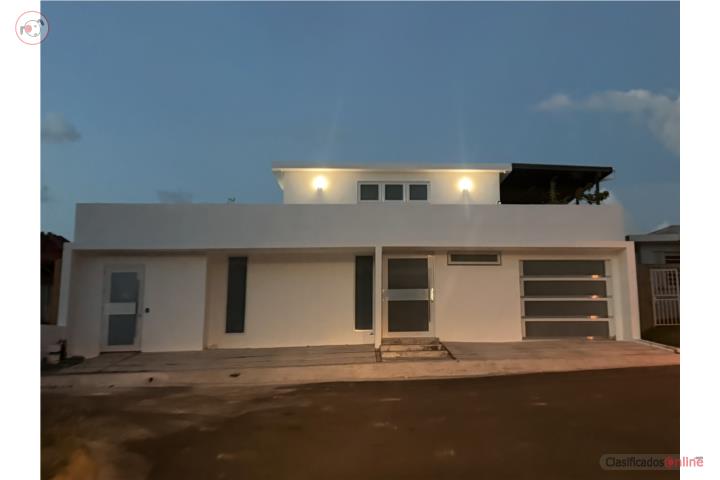 Casa remodelada con agua y luz incluida