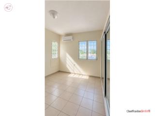 Casa en 2ndo Nivel con terraza grande