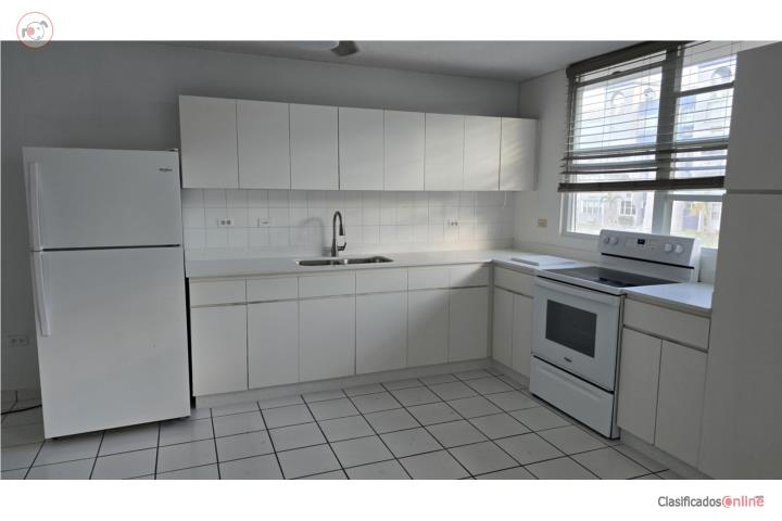Jardines del Parque Escorial, PH $1,700