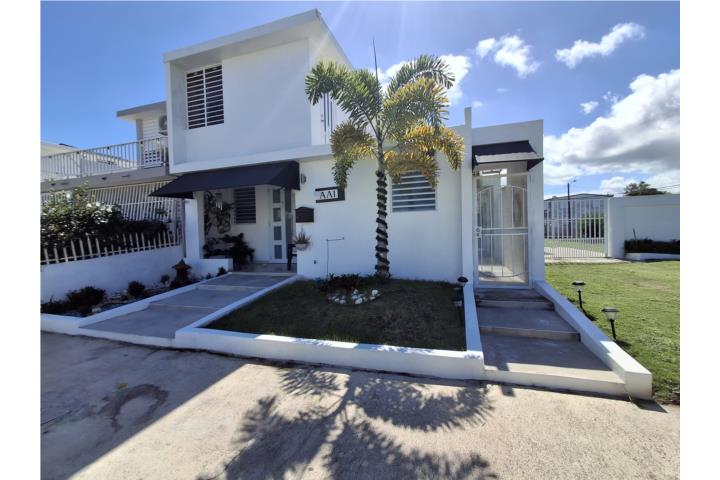 Urbanizacion-Monte Brisas Muchos EXTRAS incluidos Casa en Fajardo