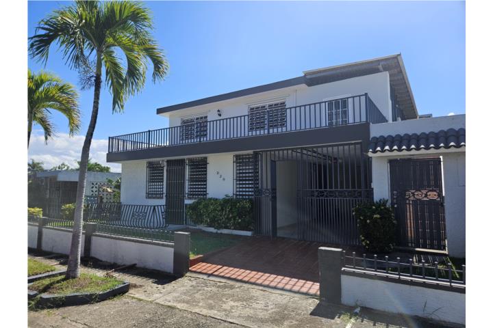Urbanizacion-Santa Elena SANTA ELENA ALTOS LISTA PARA MUDARSE! Casa en Bayamón
