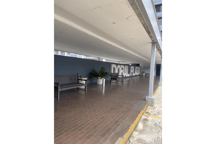 Condominio-Doral Plaza I Apt en Doral Plaza San Patricio 3/2/1 Apartamento en Guaynabo