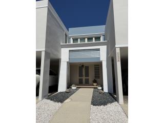 Urb. Villas del Laurel II, 4b/ 3 1/2 b