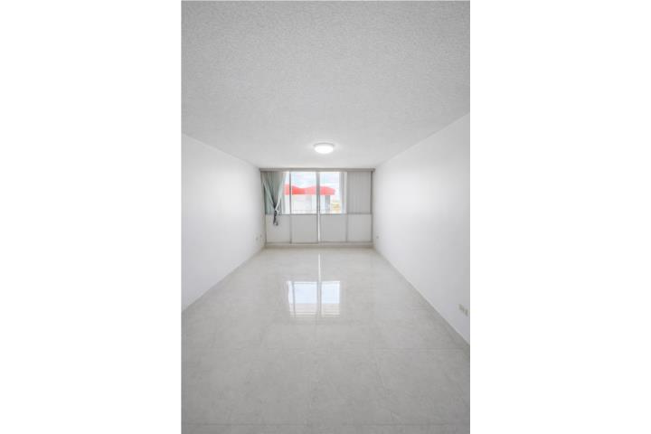 Condominio-Torres De Andalucia Torres de Andalucia remodelada- Penthouse Apartamento en San Juan - Río Piedras