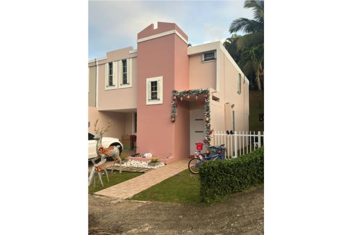 Townhouse - Portal de las Cumbres, Cupey