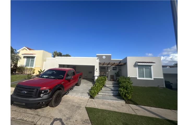 Urbanizacion-Aventura Urb. Aventura Casa en Bayamón