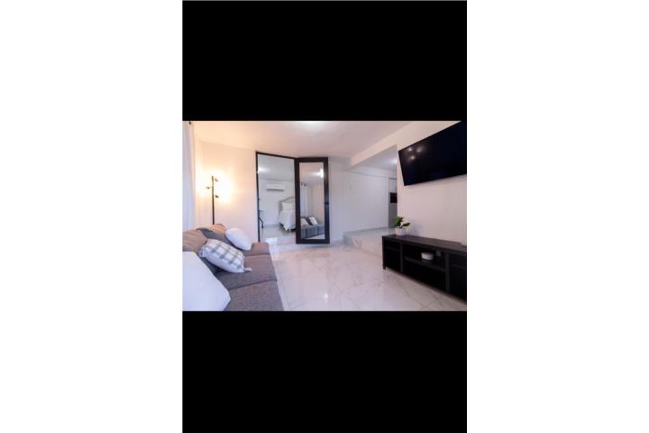 Sector-La Laguna Apartamento incluye agua y luz y enseres Apartamento en Manatí