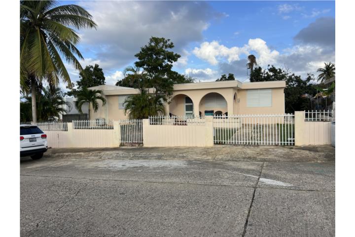 Urbanizacion-Ramey Se Alquila Casa en Urb. Ramey Aguadilla Casa en Aguadilla