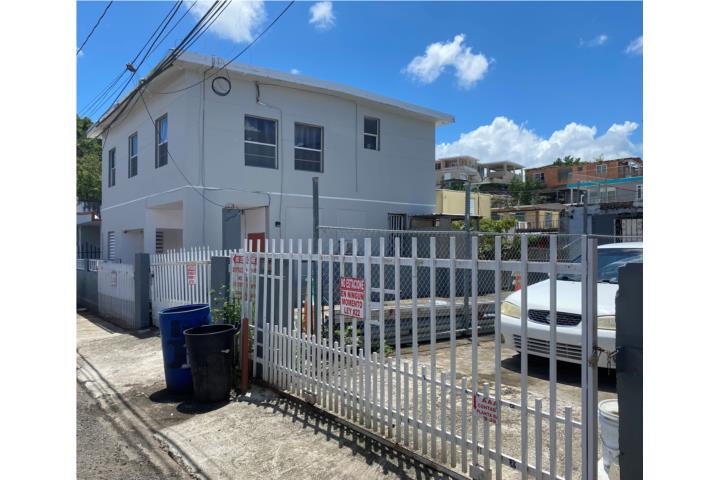 CASA PEQUENA, PRIMERA PLANTA