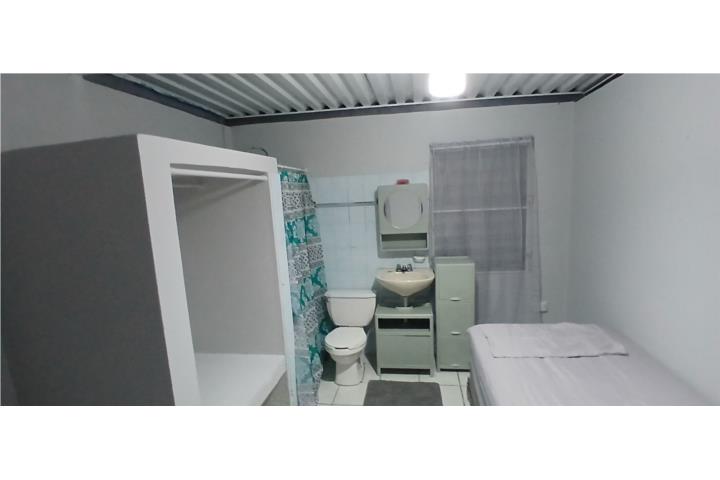 Studio incluye Agua y Luz Urb. Caparra Height