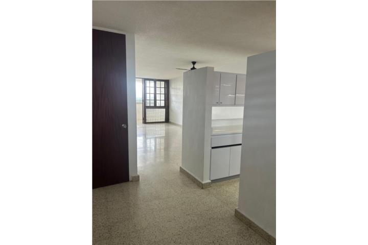 El Monte Sur. Recién Remodelado 2H/1.5 Ba