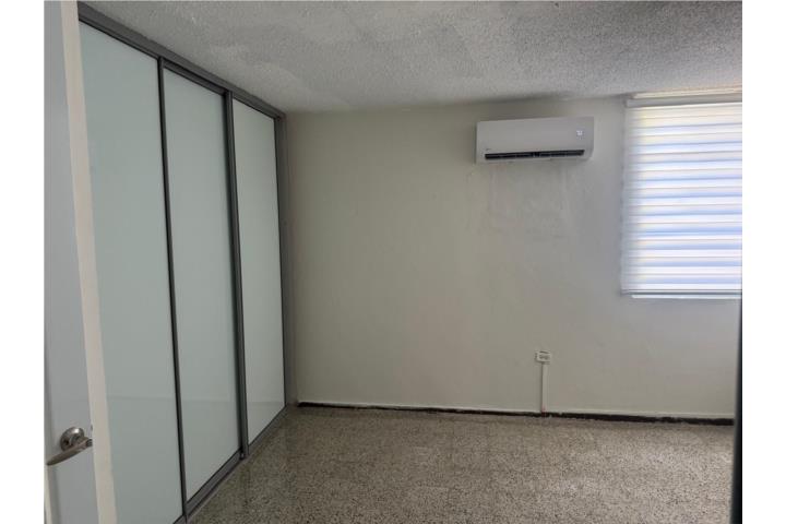 Remodelado $ 800 agua, luz e internet