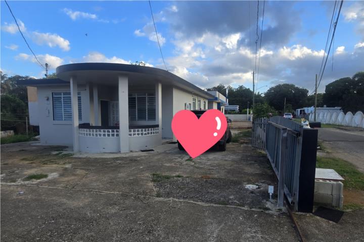 Se renta casa barrio Cacao sector Quin Ávila