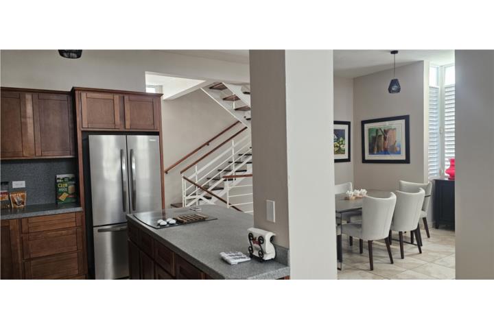 TOWNHOUSE EQUIPADO Y AMUEBLADO