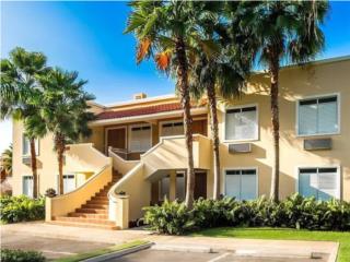 HARBOUR LAKES FULLY RENOVATED VILLA RENTAL