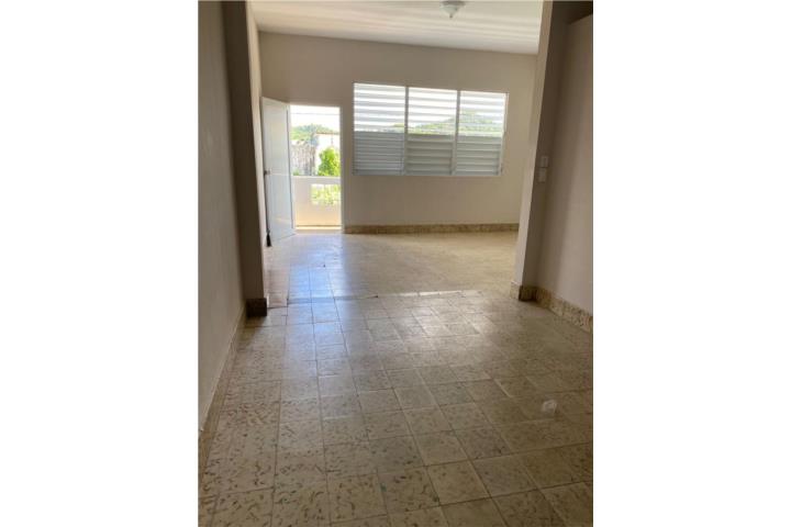 VEGA BAJA - FRENTE A PLAZA PUBLICA 2 HAB/1BAÑ