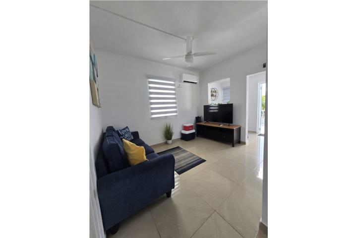 APARTAMENTO 2 CUARTO y 1 BAÑO VILLA CAROLINA