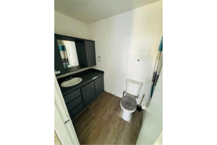 Cómoda casa en Villa Carolina!