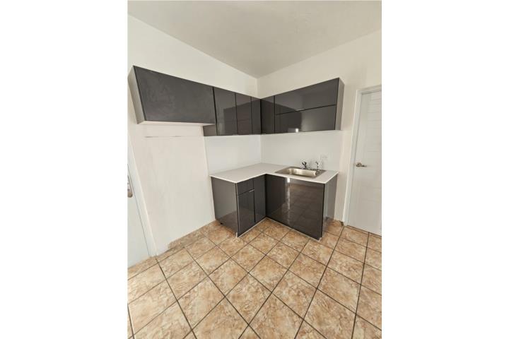 Barrio-Pueblo Quebrada Vueltas Incl. Estacionamiento y Agua Apartamento en Fajardo