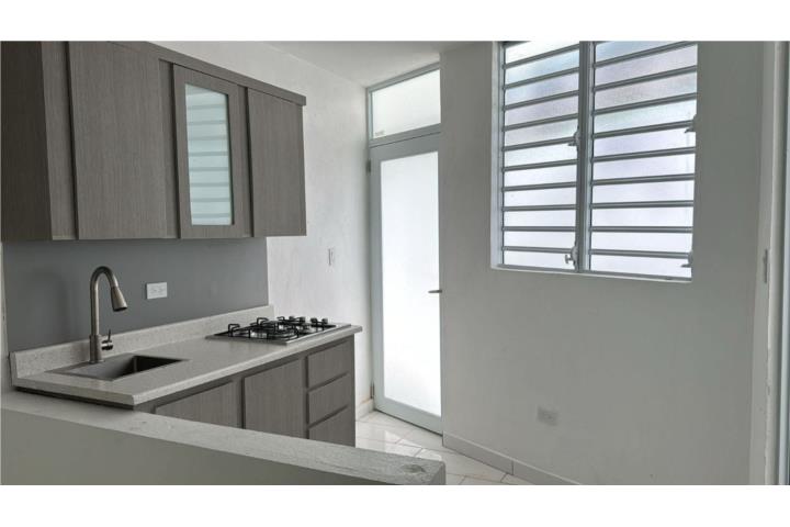 Urbanizacion-Las Americas Apartamento Estudio con Entrada Independiente Apartamento en Bayamón