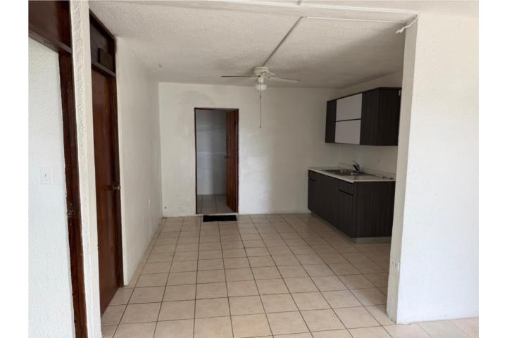 Urbanizacion-Santa Teresita Apartamento AGUA Y LUZ Apartamento en Ponce