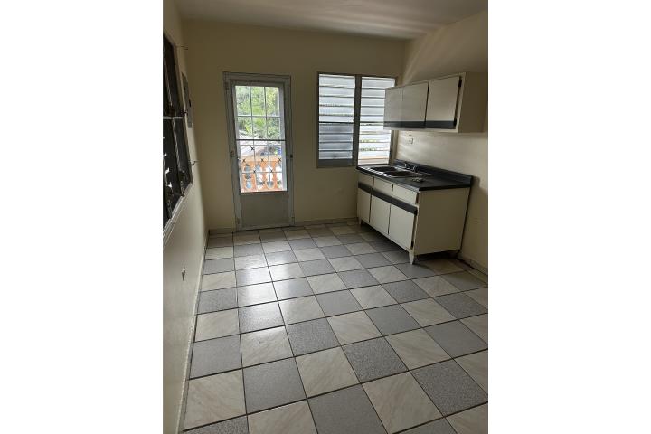 Barrio-Tejas Apartamento de 1 cuarto y 1 baño incluye agua Apartamento en Las Piedras