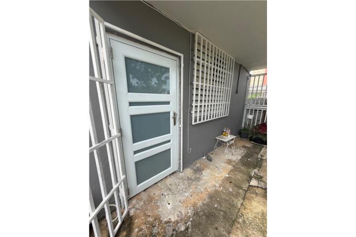 Urbanizacion-Levittown Levittown Toa Baja- Apartamento 2 hab /1 baño Apartamento en Toa Baja