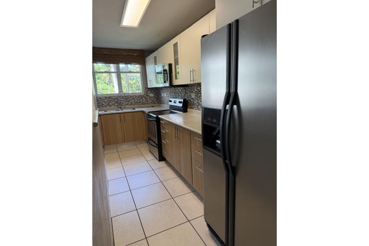 Zona Comercial-Plaza Trujillo Apartamento en Woodlands Trujillo Alto. Apartamento/WalkUp en Trujillo Alto