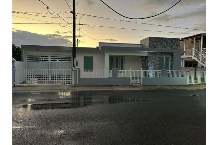 Urbanizacion-Campo Alegre Ponce Casa con taller de mecánica Casa en Ponce