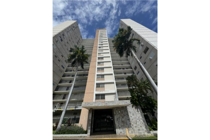 Zona Comercial-Plaza Escorial Apartamento - $950- Carolina Apartamento en Carolina