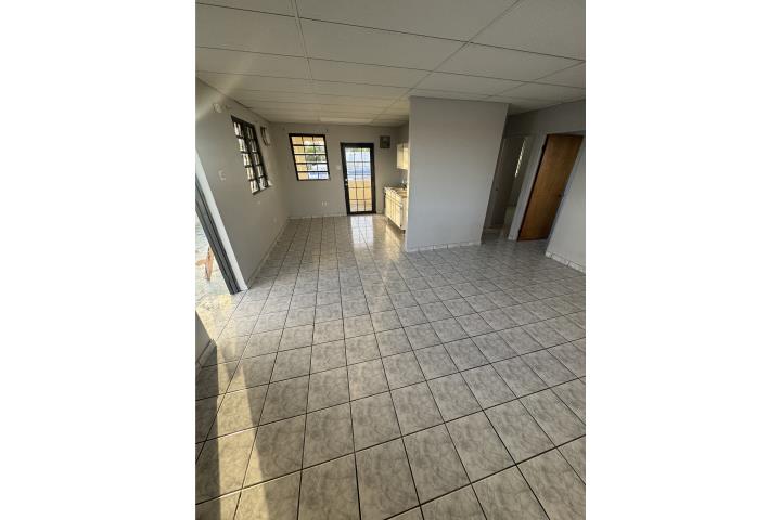 Urbanizacion-Levittown Urb. Lago carite Levittown se alquila casa Casa en Toa Baja