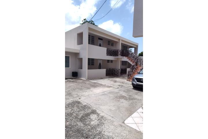 Barrio-Algarrobo Apt de 2 cuartos cerca colegio Apartamento en Mayagüez