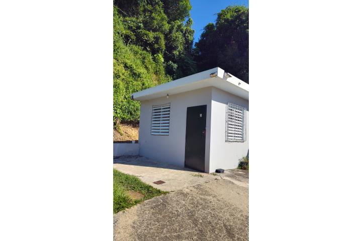 Barrio-Algarrobo Apt de 1 cuarto cerca colegio Apartamento en Mayagüez
