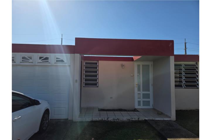 Urbanizacion-Jardines De La Via Jardines de la via 800 excelentes condicione Casa en Naguabo