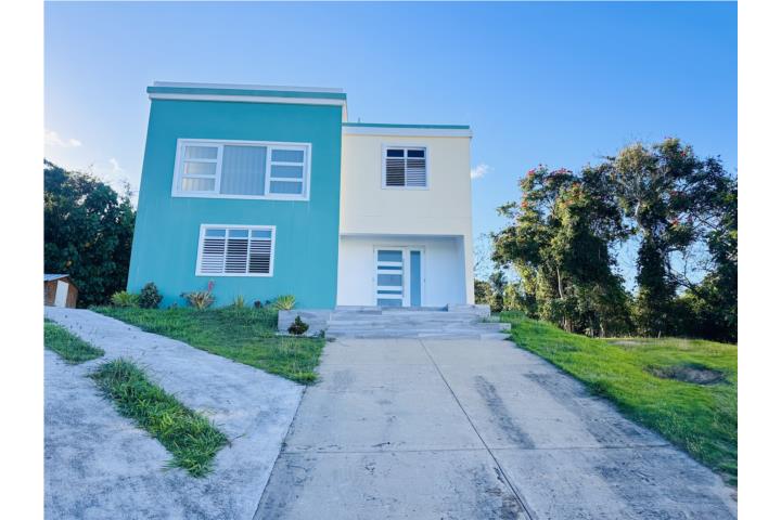 Hermosa y espaciosa casa en Juncos!