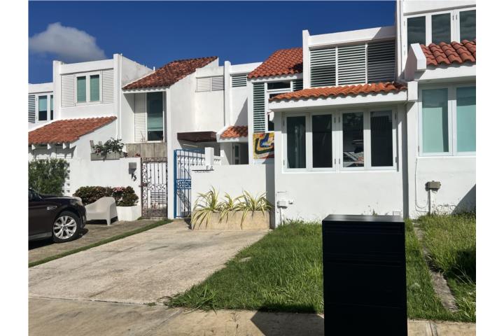 Urb. Torrimar Estates Remodelado