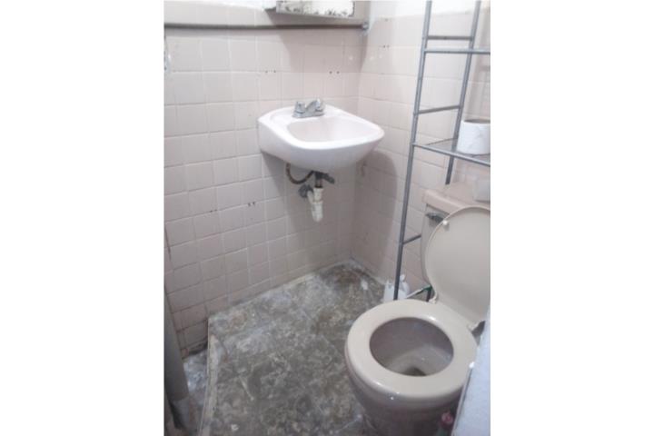 Santurce xfrente Unv SgdCrzn amueb+agua/luz