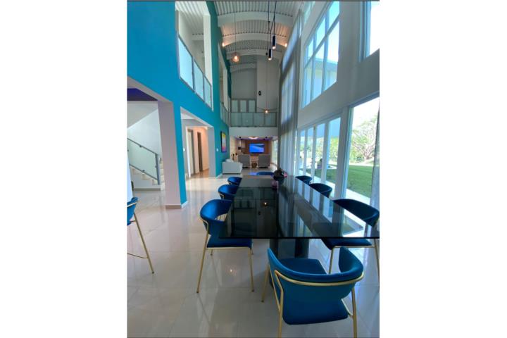 Urb. Mountain View; Guaynabo