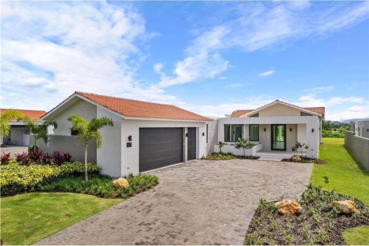 Isla Norte, Sabanera - Dorado | For Rent