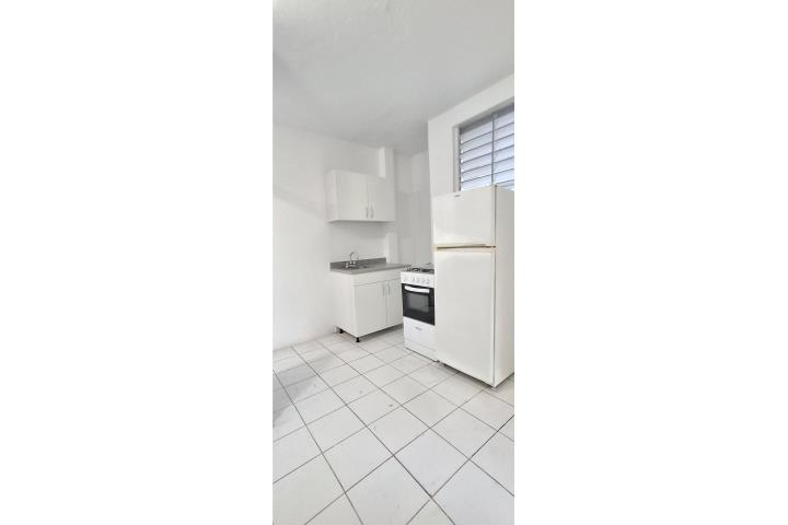 APT 1 H PUERTO NUEVO $595 AGUA LUZ ENSERES