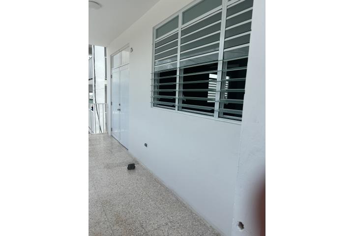 Juana Diaz, Pueblo. Apartamento remodelado.