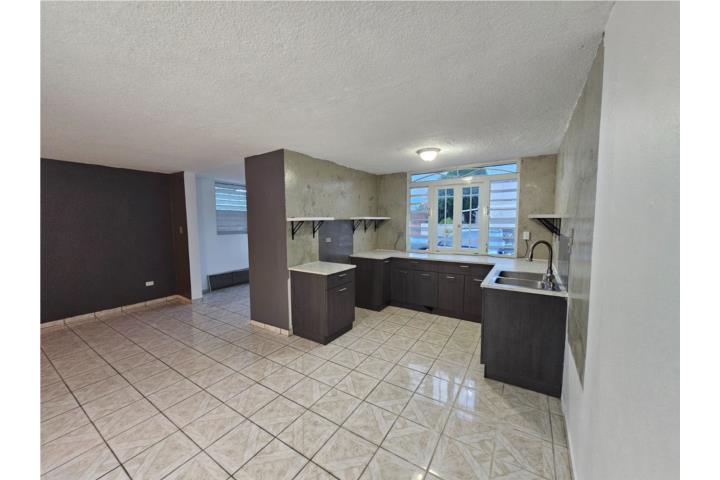 Apartamento en Levittown Lakes