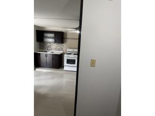Alquiler Urbanizacion Reparto Valencia Apartamento nuevo  850 incluye agua luz A/C y Bayam�n