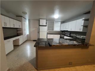 El Monte Norte, 2 niveles, 3 H, 1.5 banos