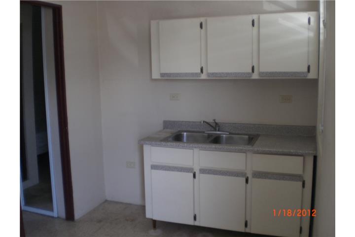 COMODO  APT. CON AGUA Y LUZ !! SOLO 500