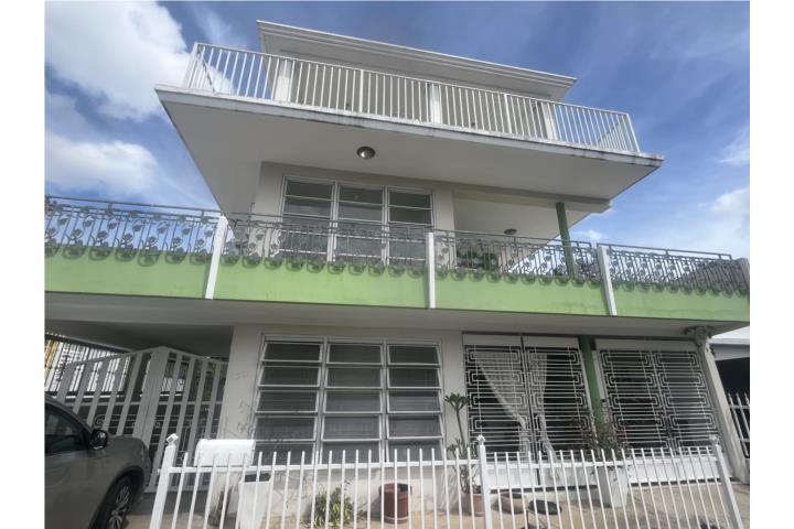 Urb. Puerto Nuevo