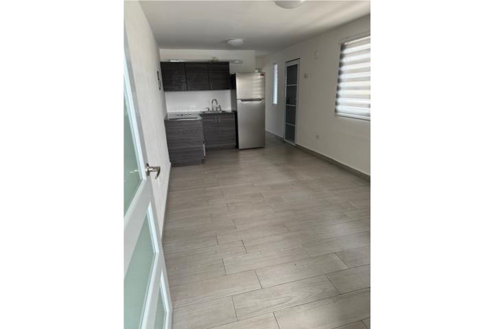 Apartamento con balcon 2do Piso Bairoa
