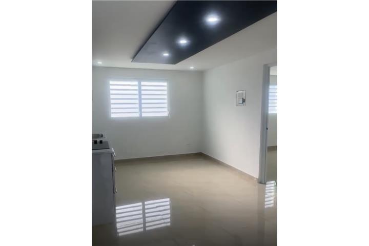 Country Club/REMODELADO/$1,500/LUZ/AGUA
