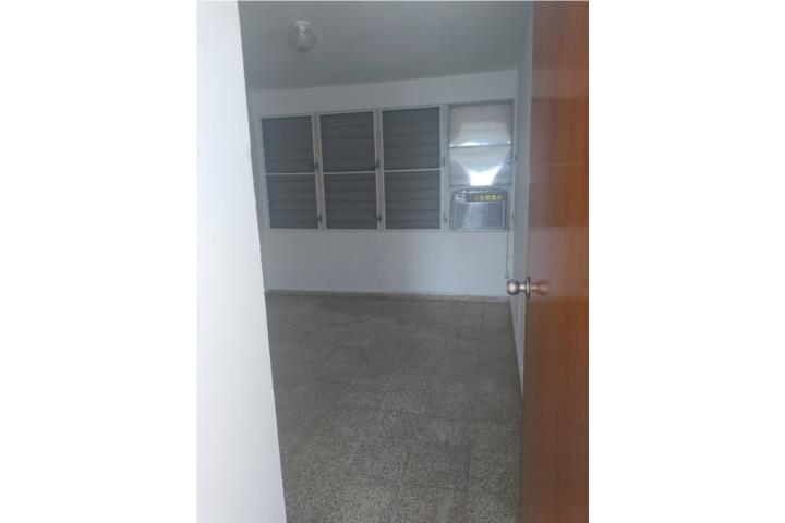 Cond. Vistamar 6D, esquina y privado Miradero